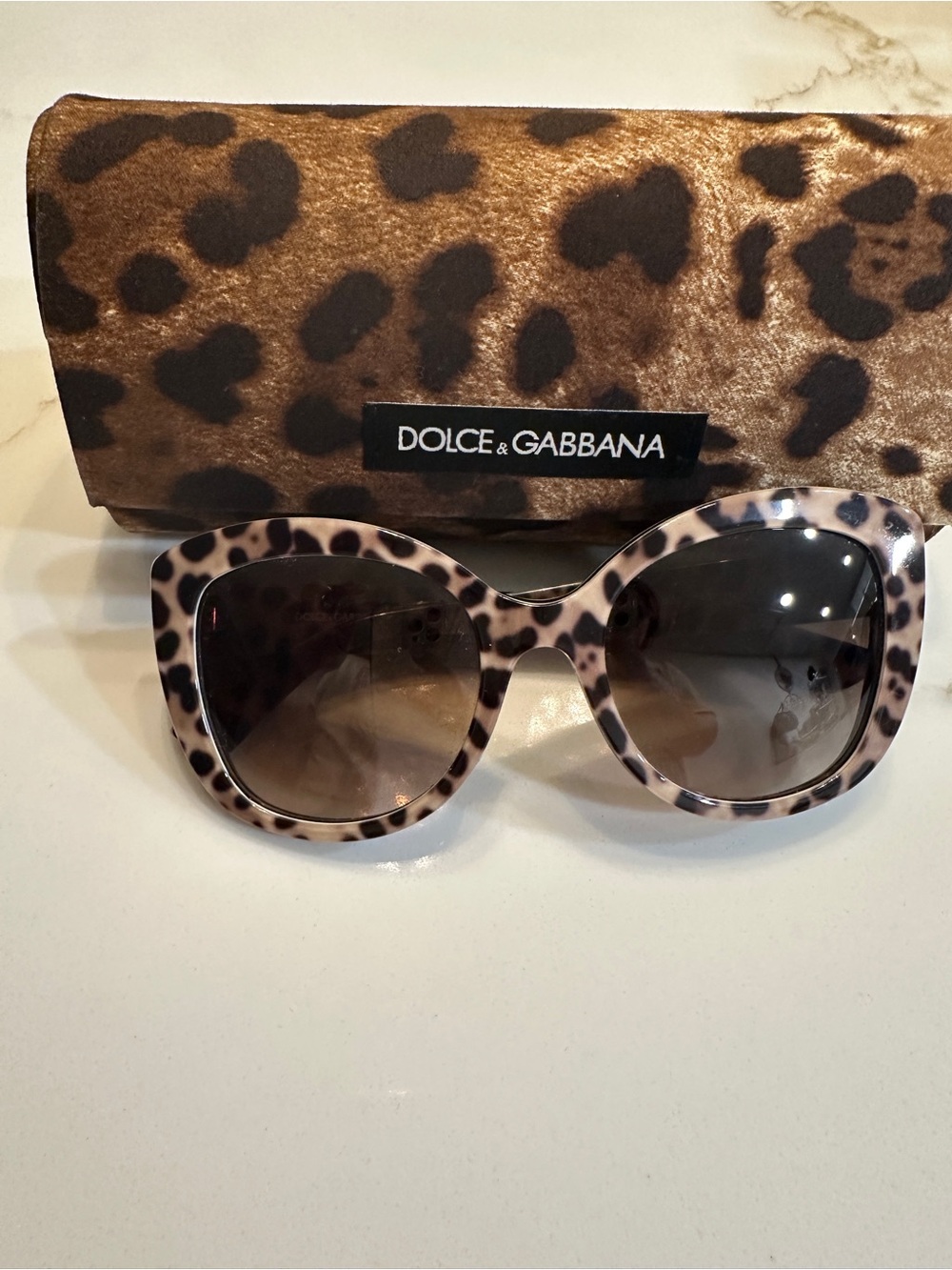 Dolce & Gabbana Leopard Print Oversized Cat-Eye Sunglasses - Brown Black